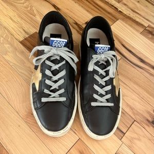 Hi Star sneakers in black leather with golden laminated leather star